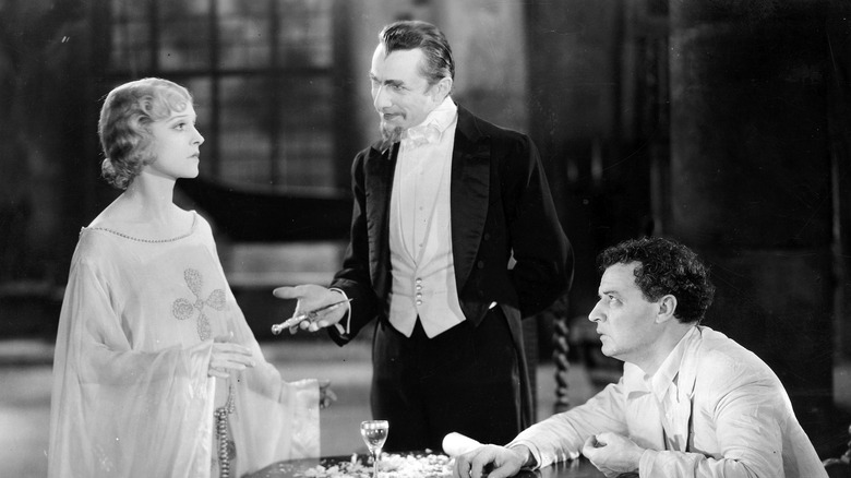 White Zombie's Madge Bellamy under Bela Lugosi's spell
