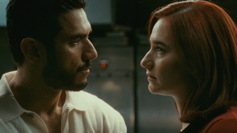 Ashley dan Miran menjadi semakin tidak stabil selama misi Tea di The Asset