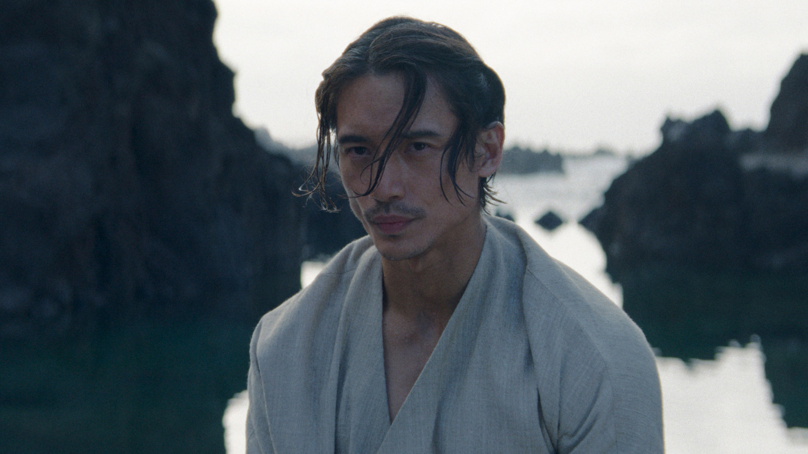 The Acolyte Star Manny Jacinto Knows What The Star Wars Franchise Is Missing image