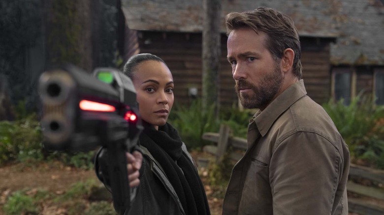 Ryan Reynolds and Zoe Saldana in The Adam Project.