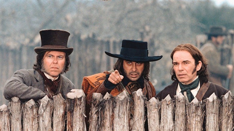 Billy Bob Thornton, Marc Blucas, and Kevin Page in The Alamo