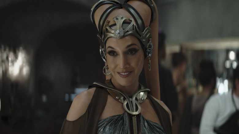 Garsa Fwip Jennifer Beals