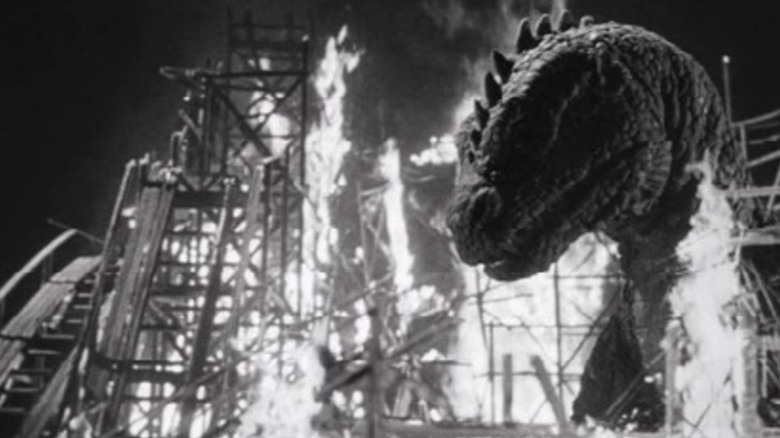 The Beast from 20,000 Fathoms Rhedosaurus in fire