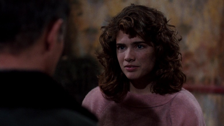 Freddy about to kill Nancy