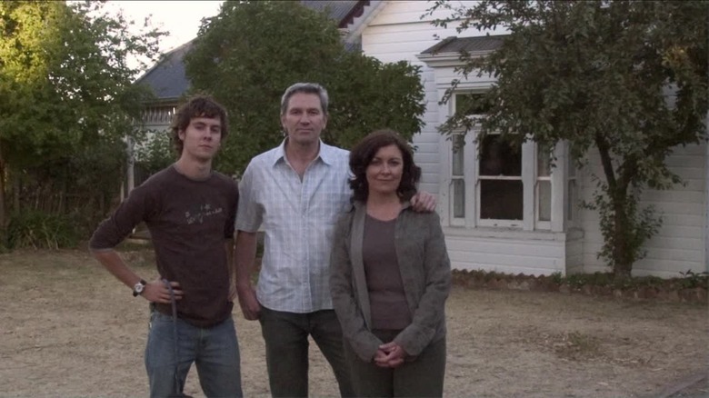 Martin Sharpe, David Pledger, and Rosie Traynor in Lake Mungo