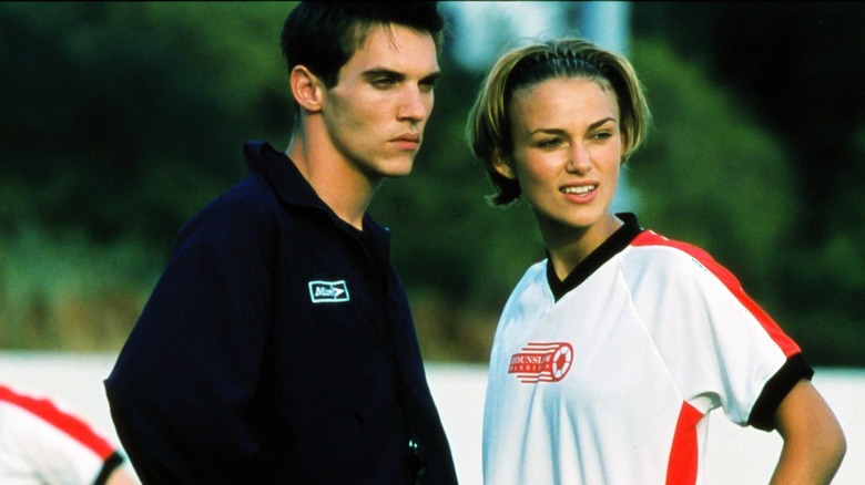 Jonathan Rhys Meyers, Keira Knightley in Bend it Like Beckham