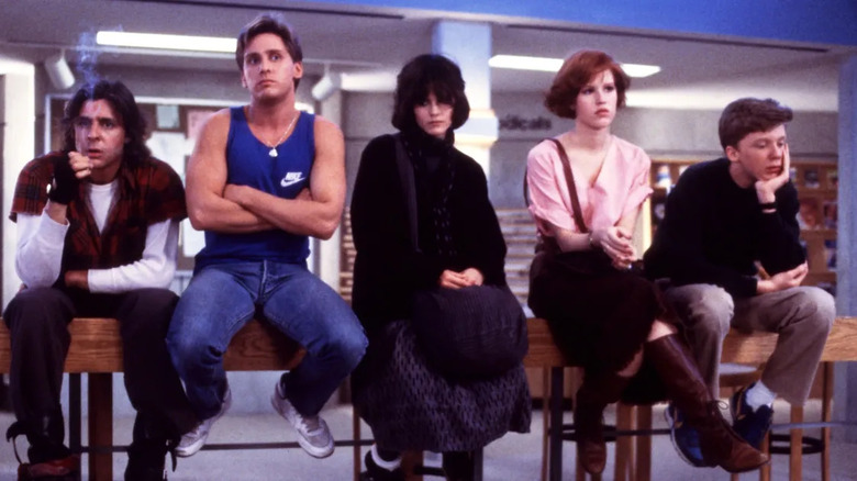 Judd Nelson, Emilio Estevez, Ally Sheedy, Molly Ringwald, and Anthony Michael Hall in The Breakfast Club