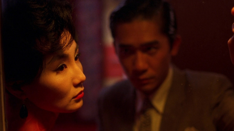 Su Li-zhen and Chow Mo-wan standing together