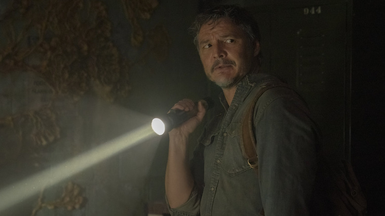 Pedro Pascal and Bella Ramsey in The Last of Us