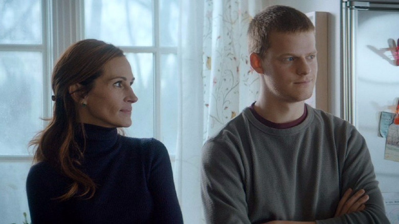 Julia Roberts and Lucas Hedges in Ben Is Back