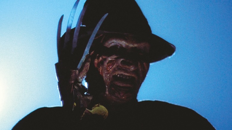 Freddy Krueger holding up claws