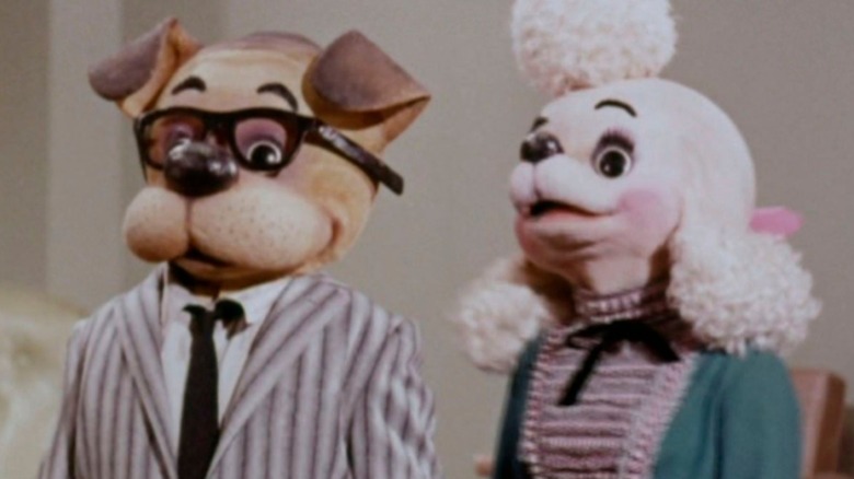 Bark Bent and Pamela Poodle looking up in The Adventures of Super Pup