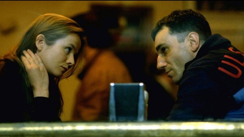 Emily Watson and Daniel Day-Lewis in The Boxer