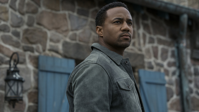 A-Train looks at the horizon with worry in The Boys