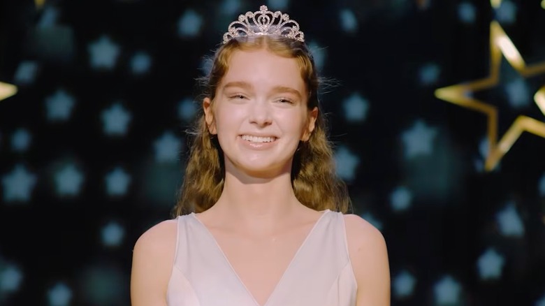 Carrie as prom queen in Carrie (2026)