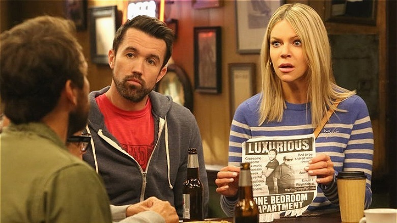 It's Always Sunny Mac and Dee talk to Charlie