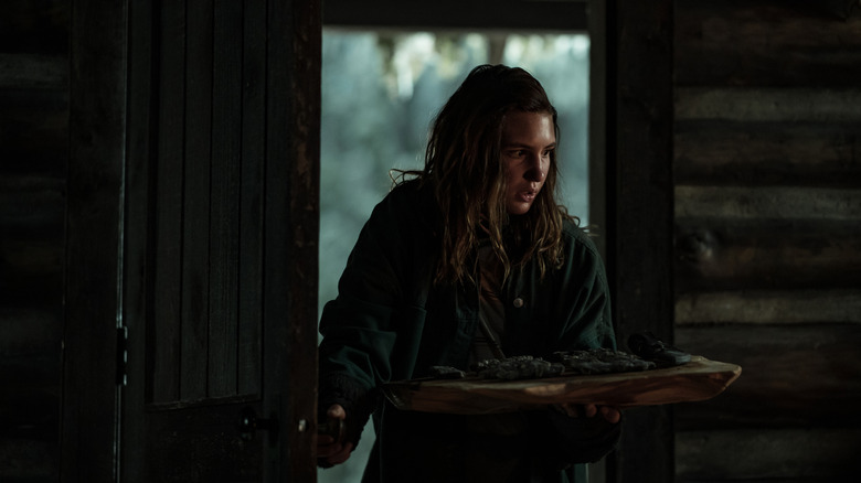 Sophie Nélisse in Yellowjackets