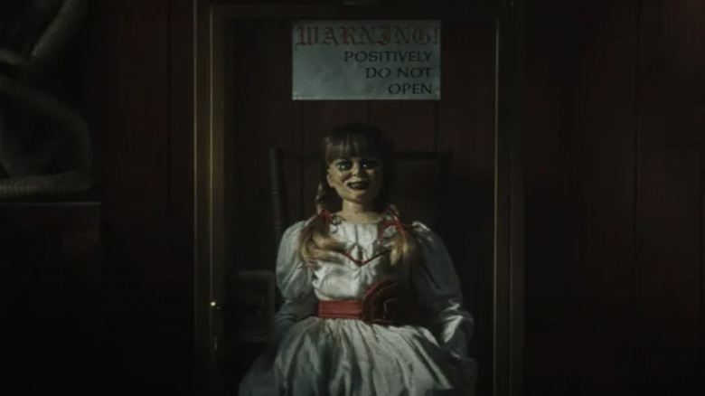 Annabelle não está sentada adormecida na conjuração: Últimos ritos