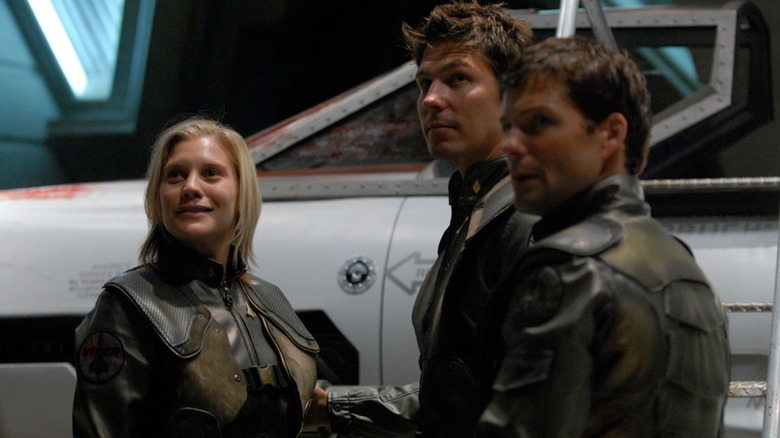 Kara Trace with the BSG crew in Battlestar Galactica 2004