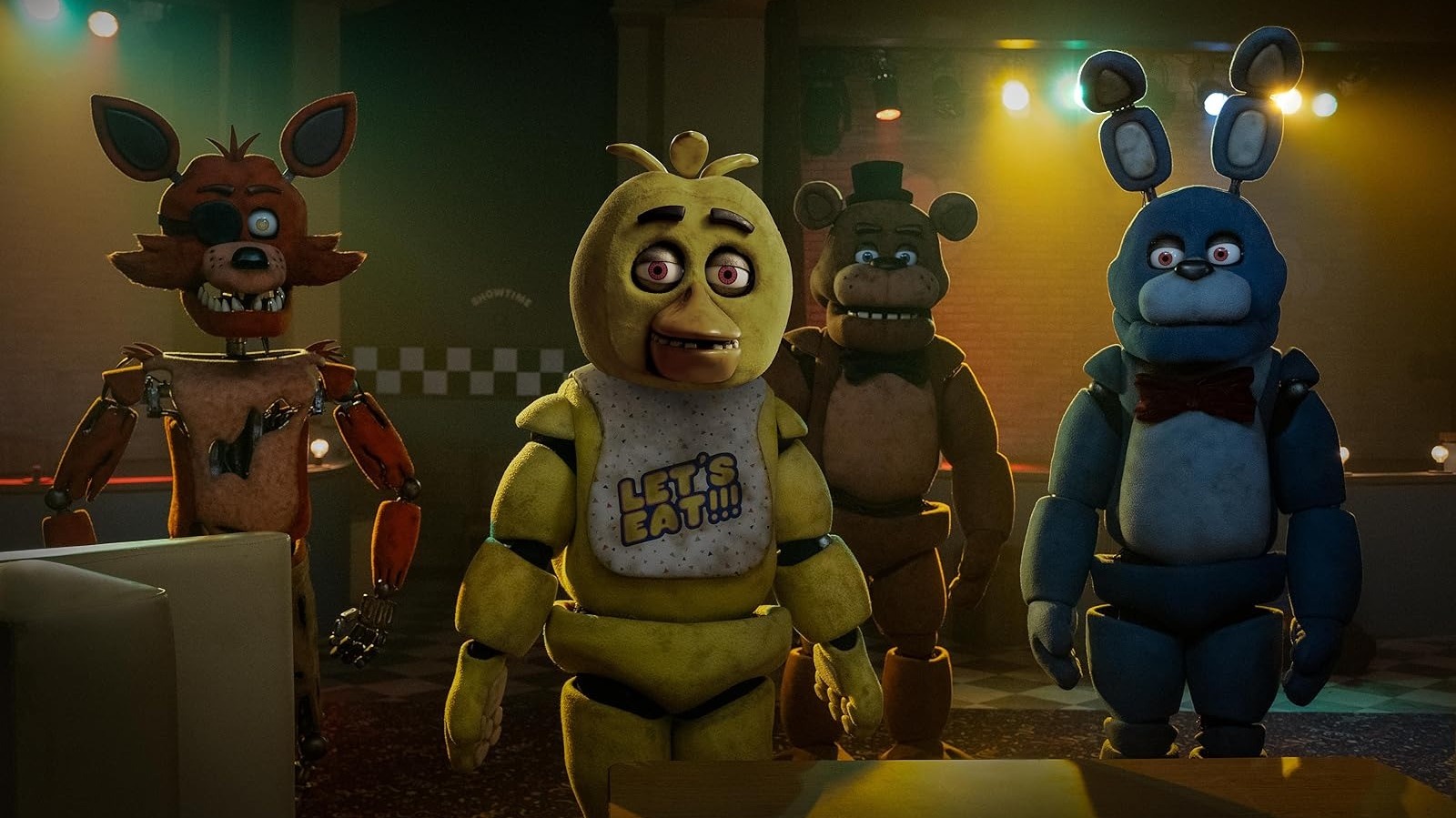 The Creepy Thing That Happened On The Five Nights At Freddy's Set - Vimarsana News