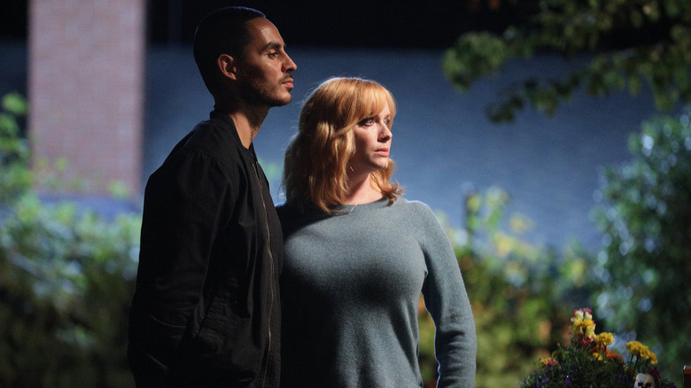 Manny Montana and Christina Hendricks in Good Girls