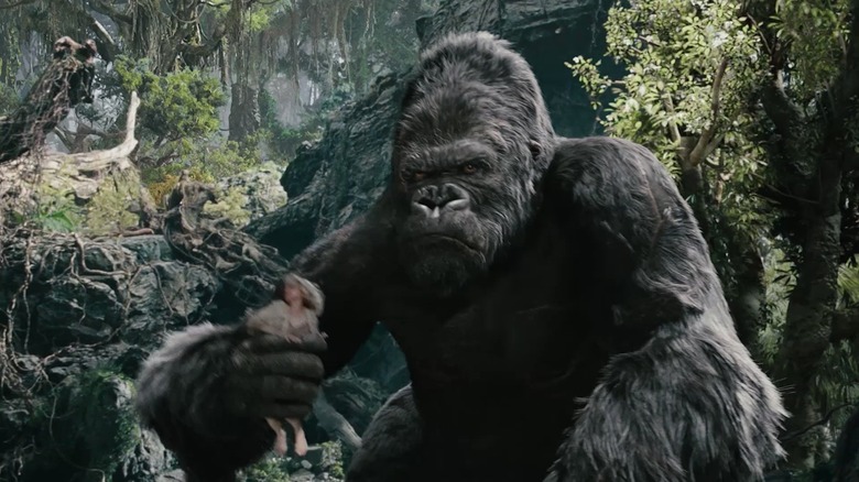King Kong prepares to fight in Peter Jackson's remake