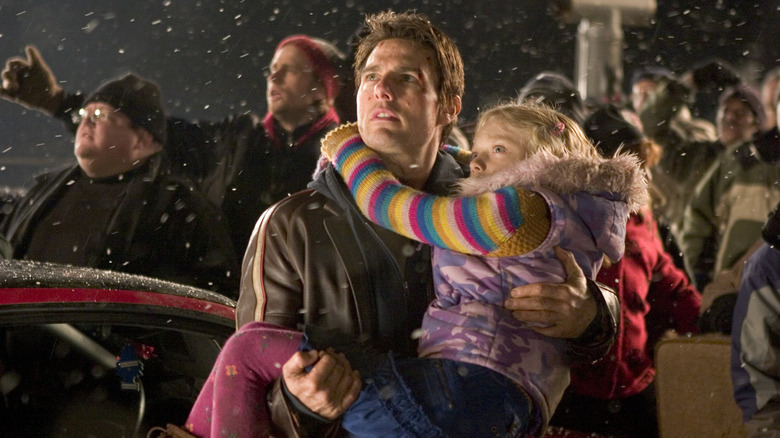 Tom Cruise and Dakota Fanning in War of the Worlds