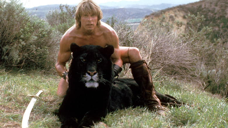Marc Singer as Dar in The Beastmaster