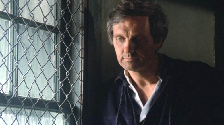 Alan Alda, MASH