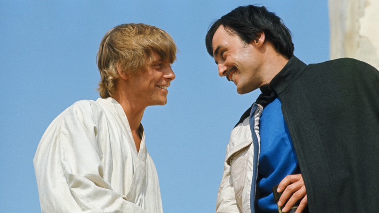 Luke and Biggs on Tatooine 