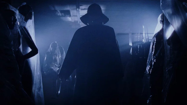 Muse Watson's Ben Willis in fisherman clothes in I Know What You Did Last Summer