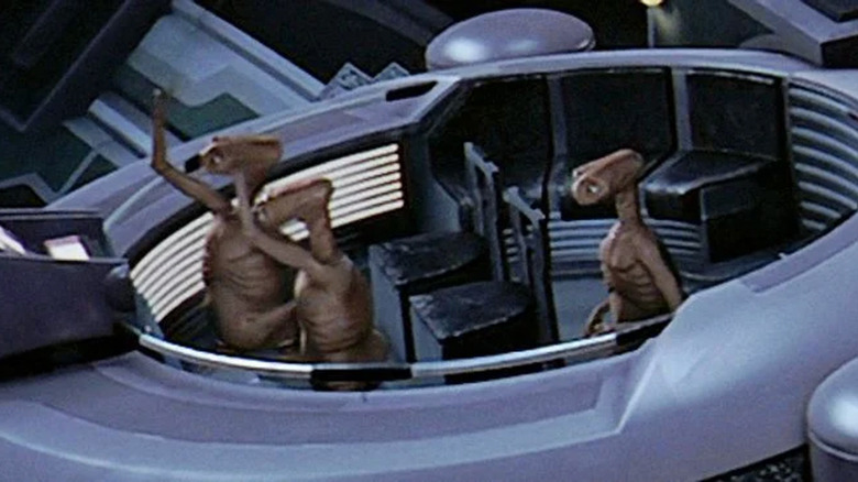 E.T.'s kin in "Star Wars: The Phantom Menace"