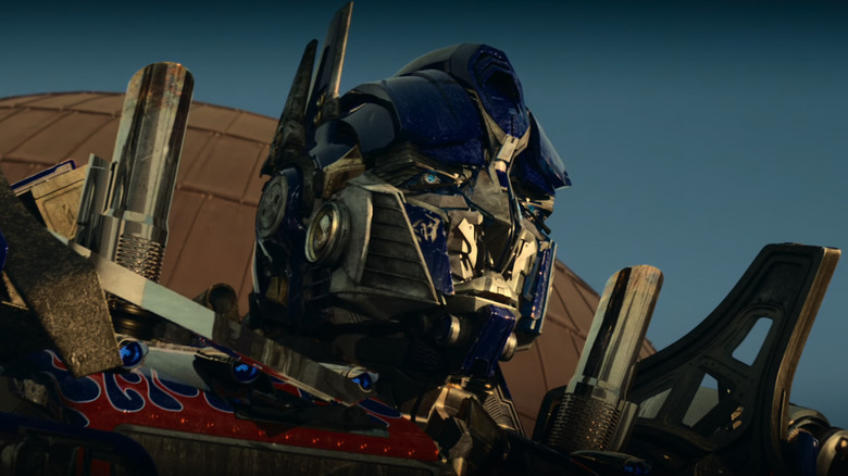 Transformers 2007 Optimus Prime close-up