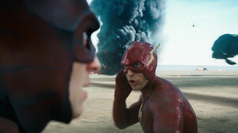 ఫ్లాష్‌లో ఫ్లాష్ అరుస్తోంది