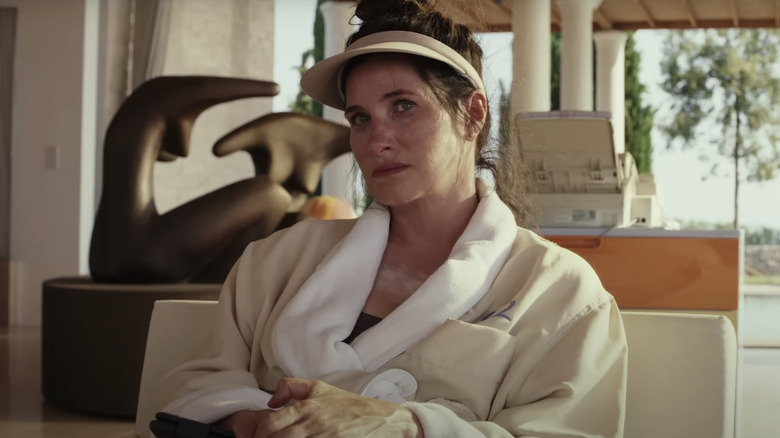 Glass Onion: A Knives Out Mystery Kathryn Hahn