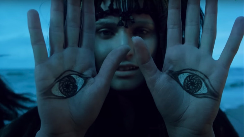Iwona Bielska with hands in air