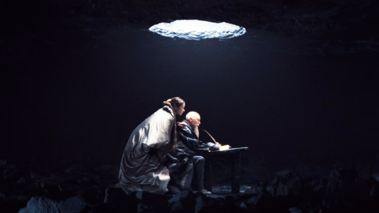Jackie Earle Haley and Sylvia Hoeks in The Oak Thorn & The Old Rose of Love