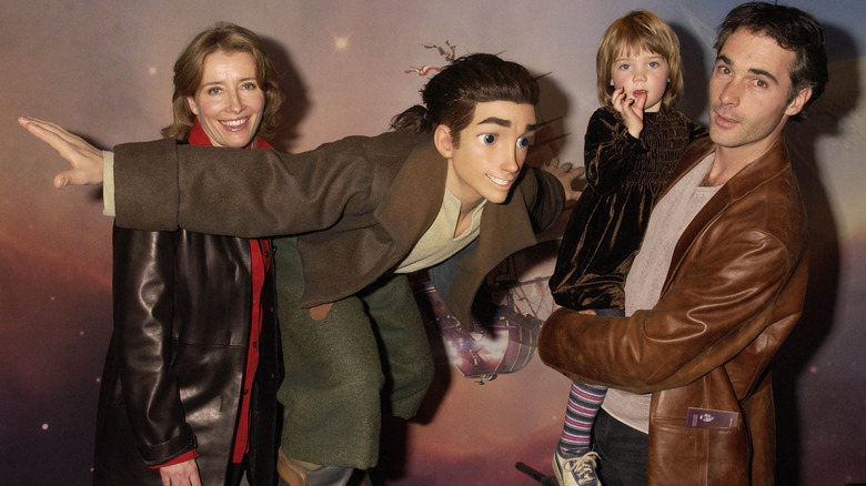Emma Thompson and family at the Treasure Planet premiere