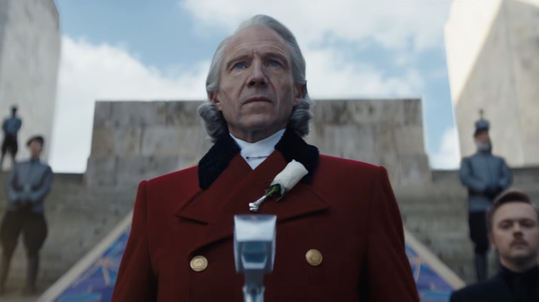 President Snow about to give a speech in The Hunger Games: Sunrise on the Reaping