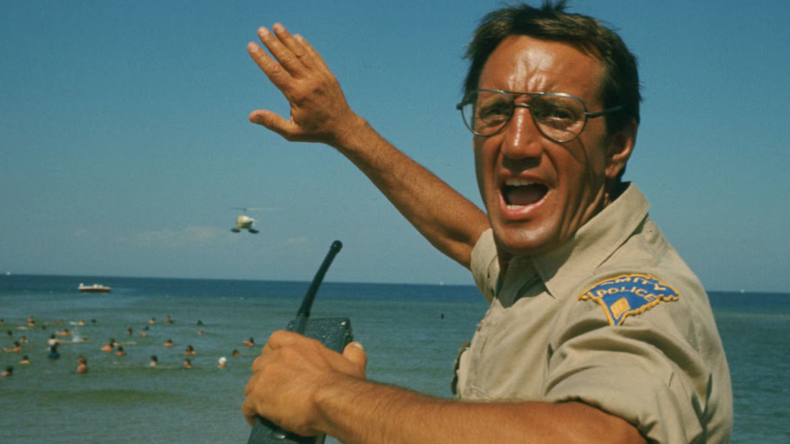 The James Bond Easter Egg You Probably Never Noticed In Steven Spielberg's Jaws