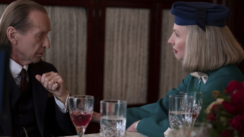 Perry Mason characters at a table