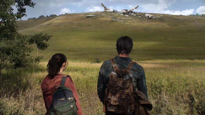 Joel and Ellie spot a plane wreck