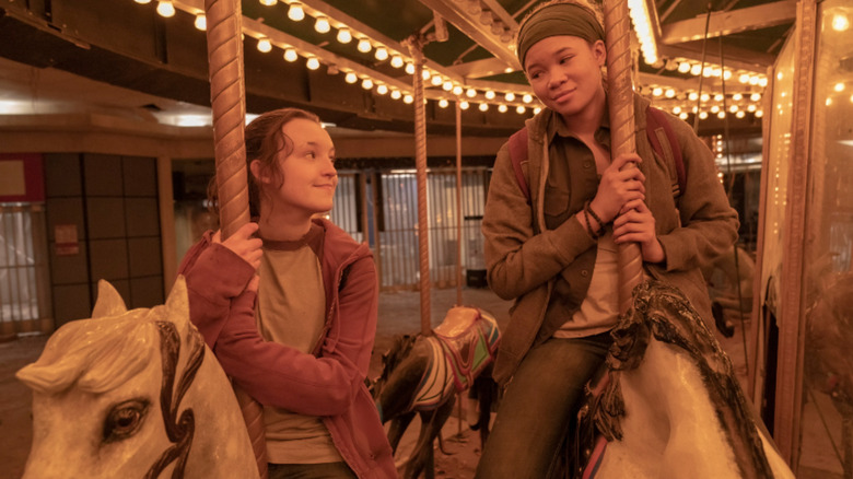 Bella Ramsey and Storm Reid in The Last of Us