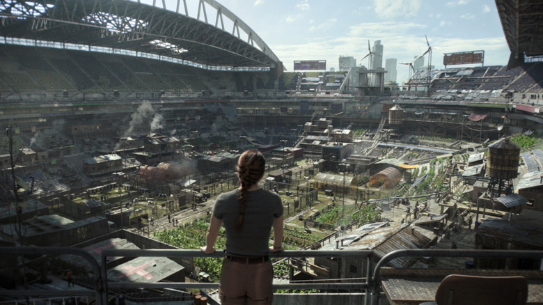 Abby looking out at Seattle in The Last of Us