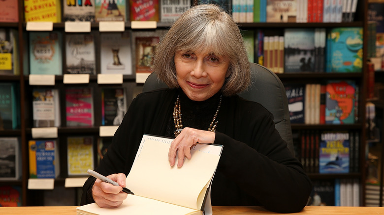 Author Anne Rice at a book signing