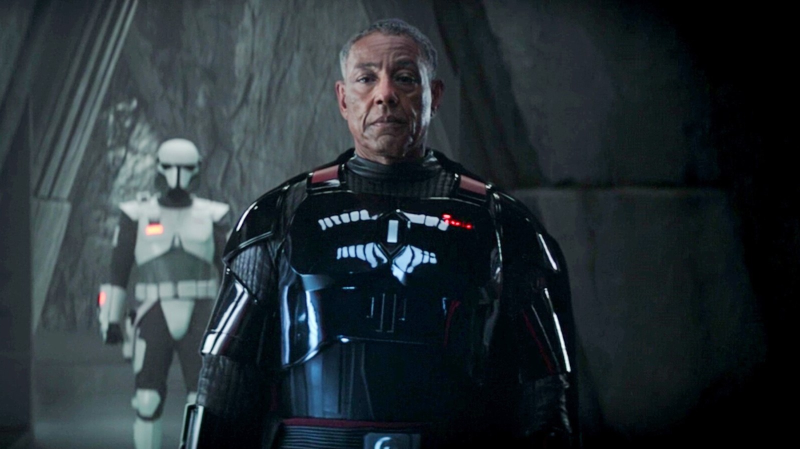 The Mandalorian Season 3 Finale Proves Moff Gideon Is The Biggest Nerd