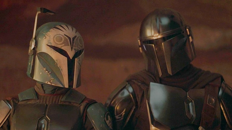 Bo-Katan and Din Djarin in The Mandalorian