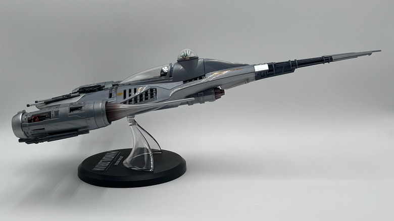 Hasbro Vintage Collection Mandalorian N-1 Starfighter
