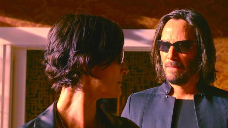Keanu Reeves and Carrie-Anne Moss in The Matrix Resurrections