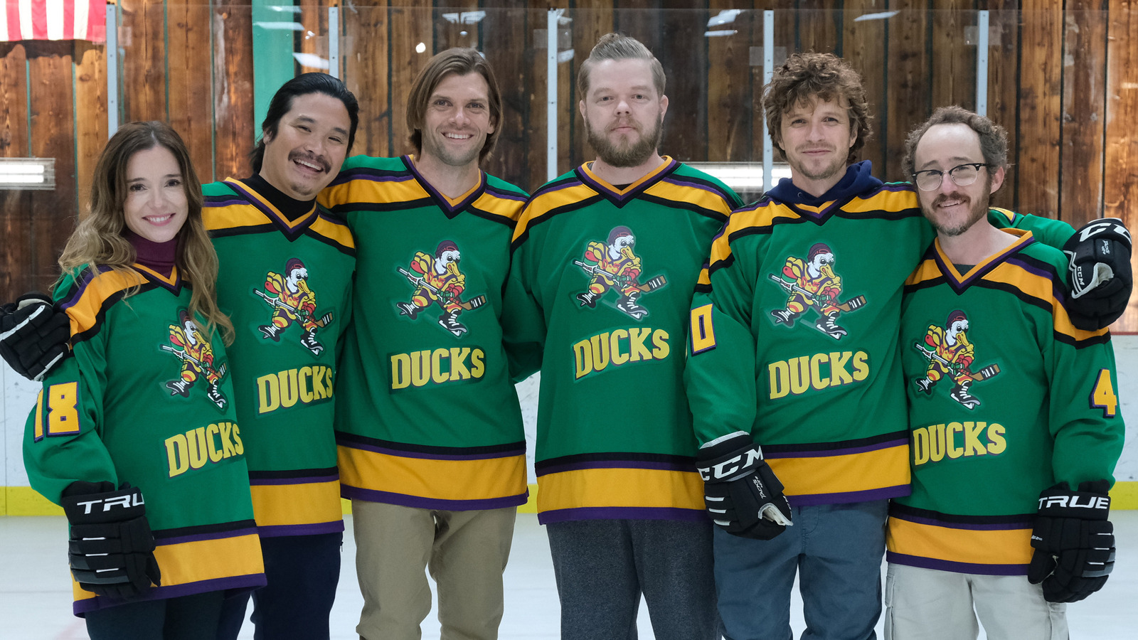 Will Joshua Jackson Be on The Mighty Ducks: Game Changers?